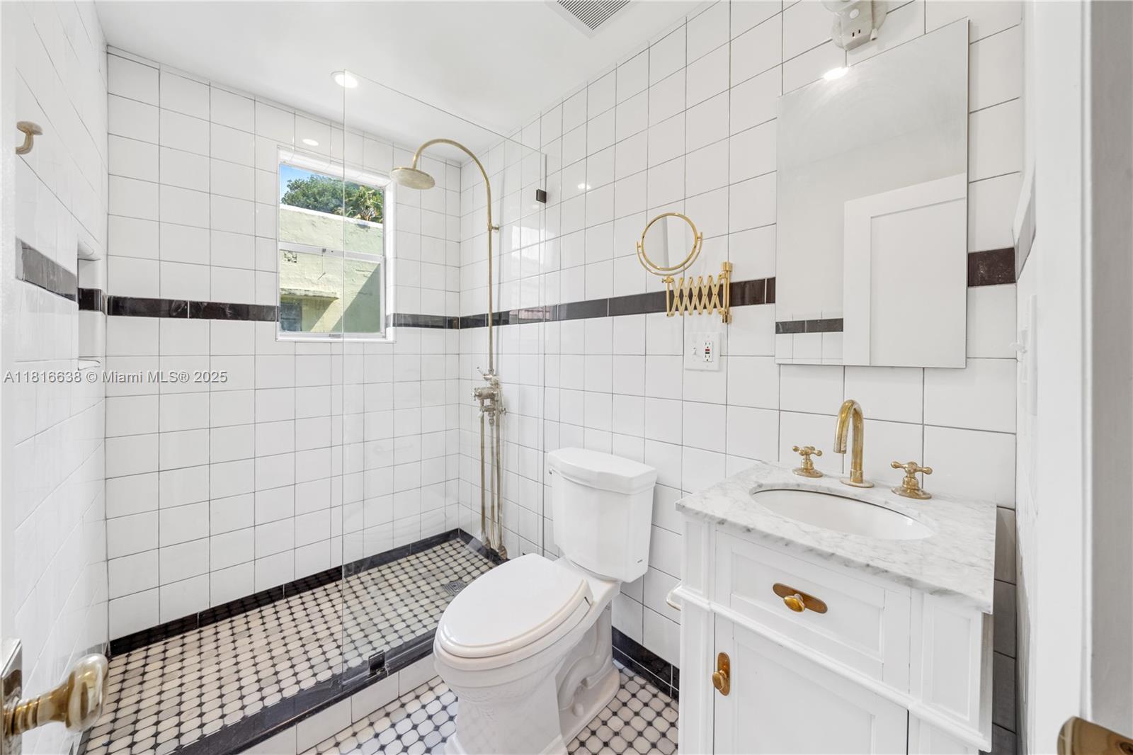 726 Meridian Ave # 2