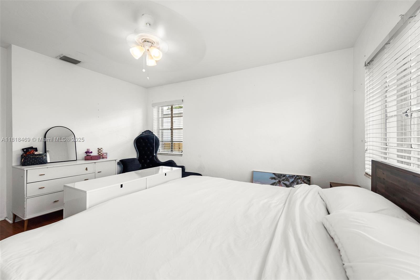 1545 Normandy Dr
