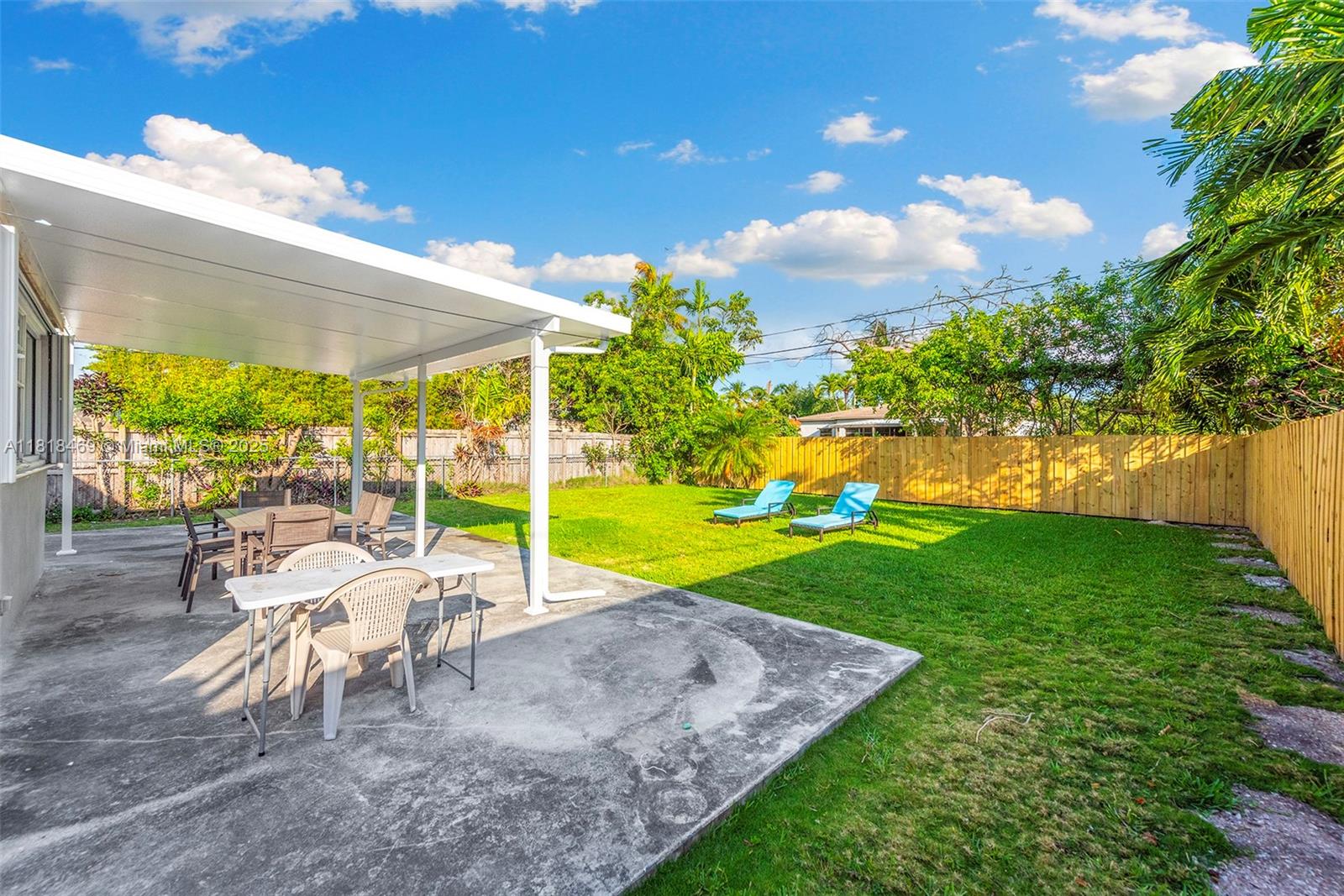 1545 Normandy Dr