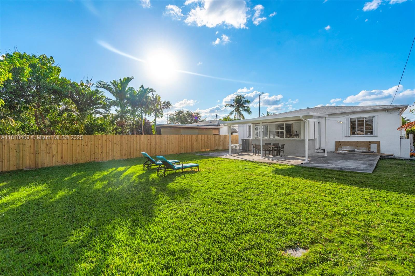 1545 Normandy Dr