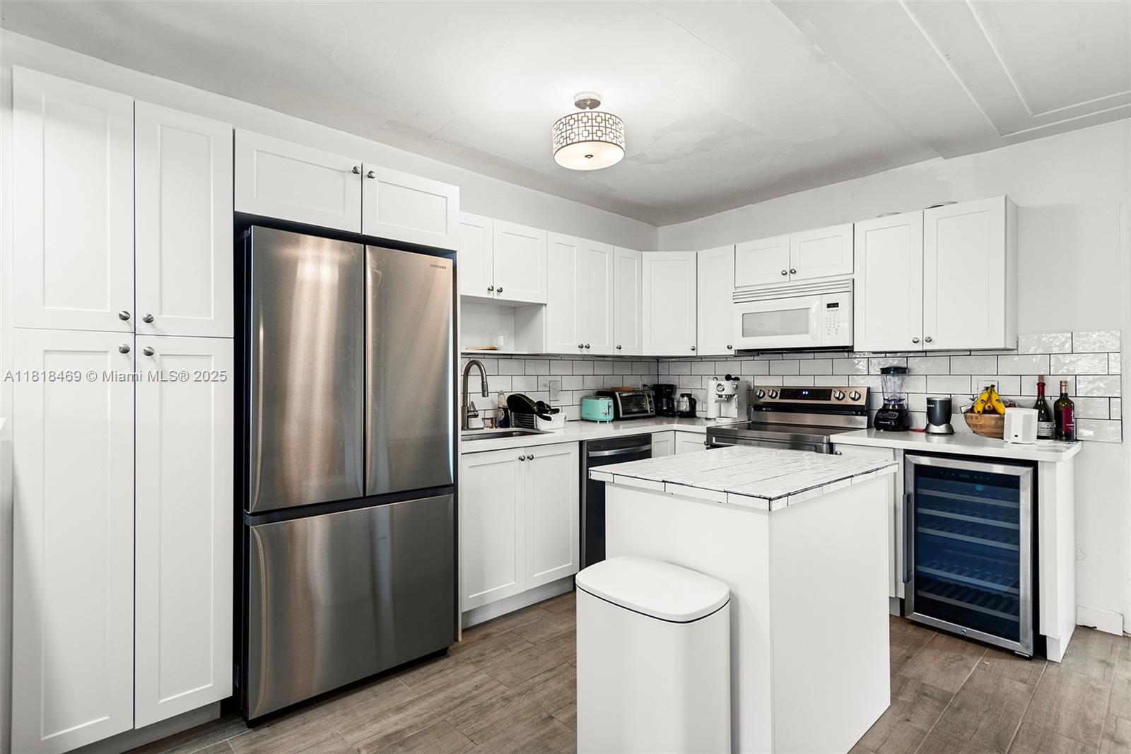 1545 Normandy Dr