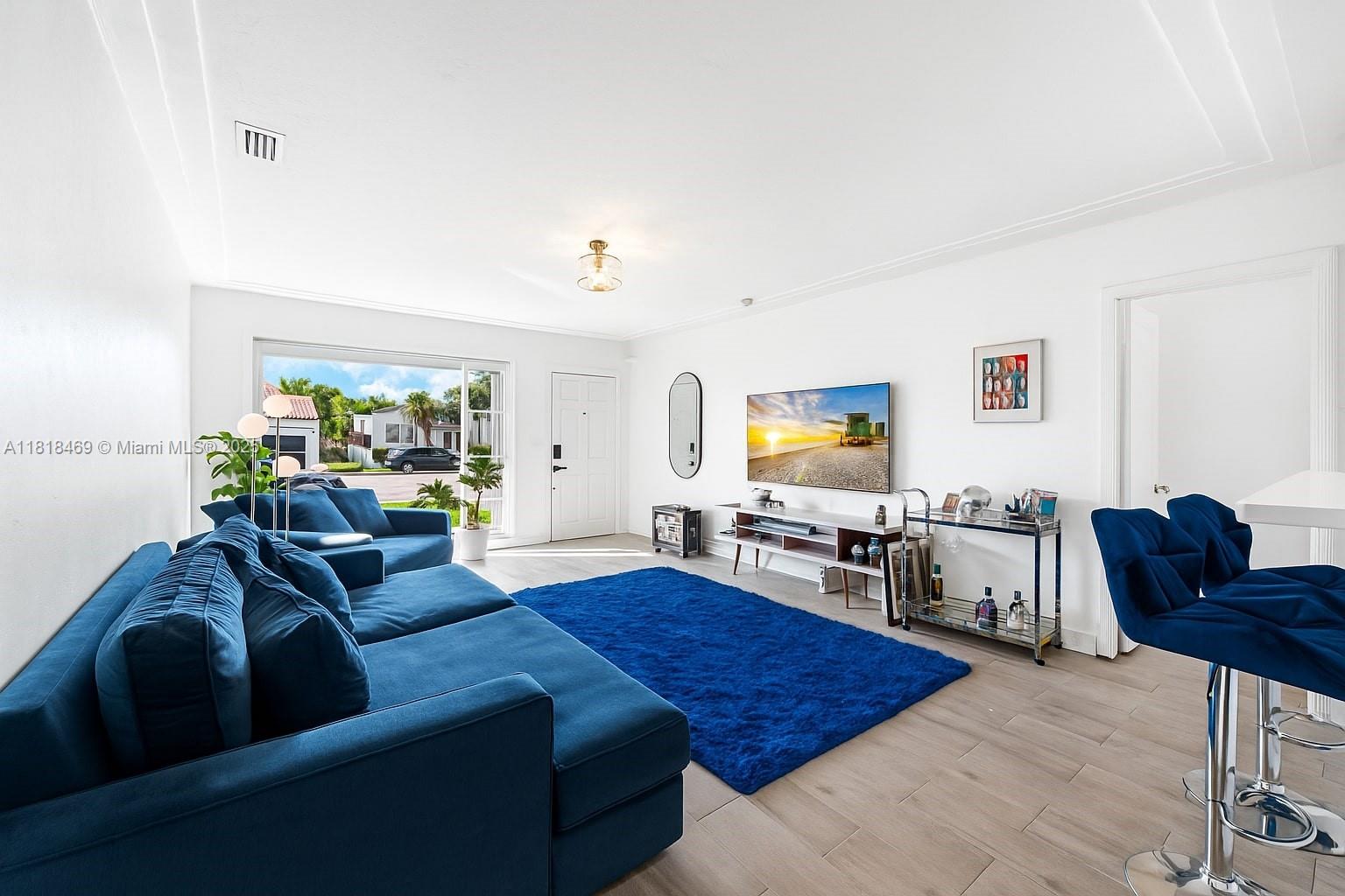 1545 Normandy Dr