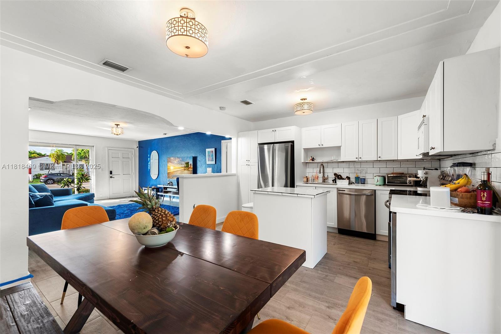 1545 Normandy Dr