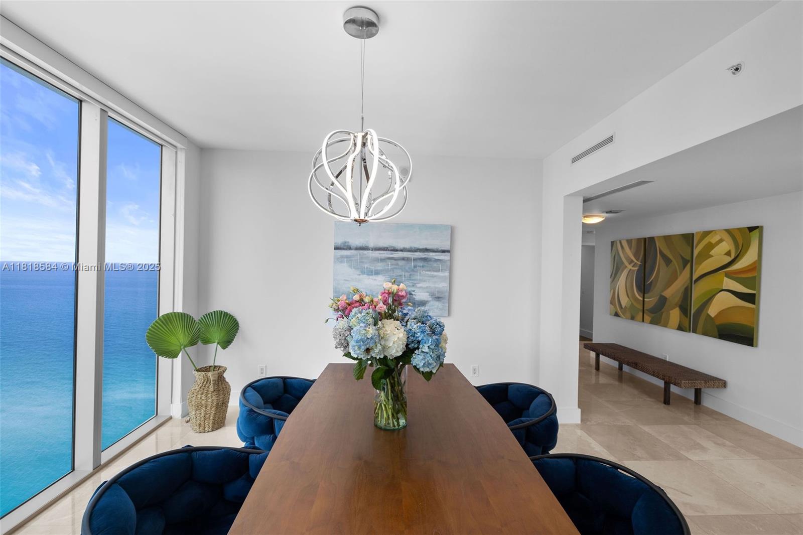 6899 Collins Ave # 2707