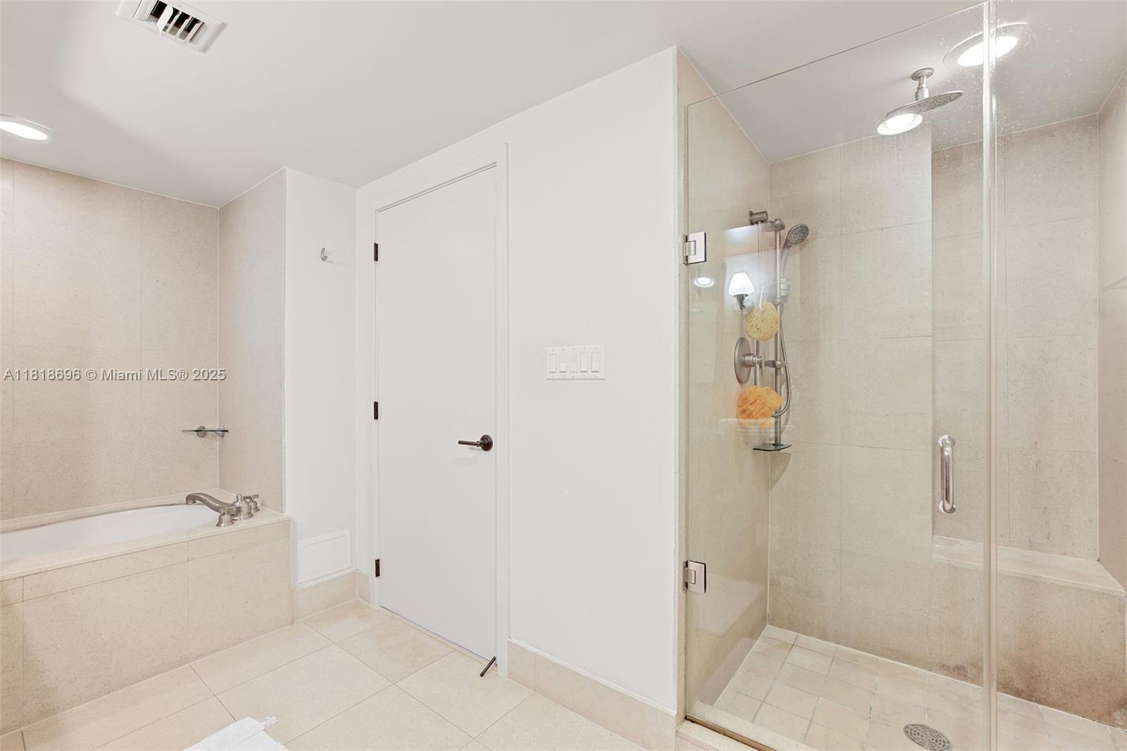 6801 Collins Ave Unit: 1401 (Door Number)