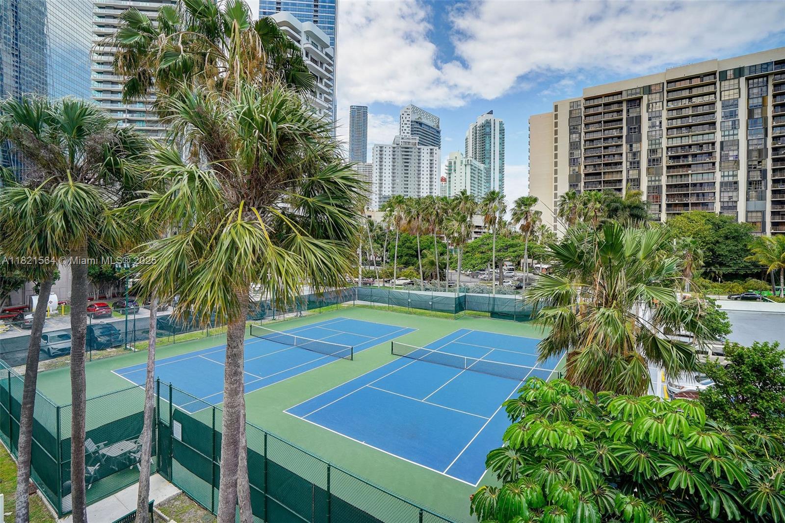 1541 Brickell Ave # A2102