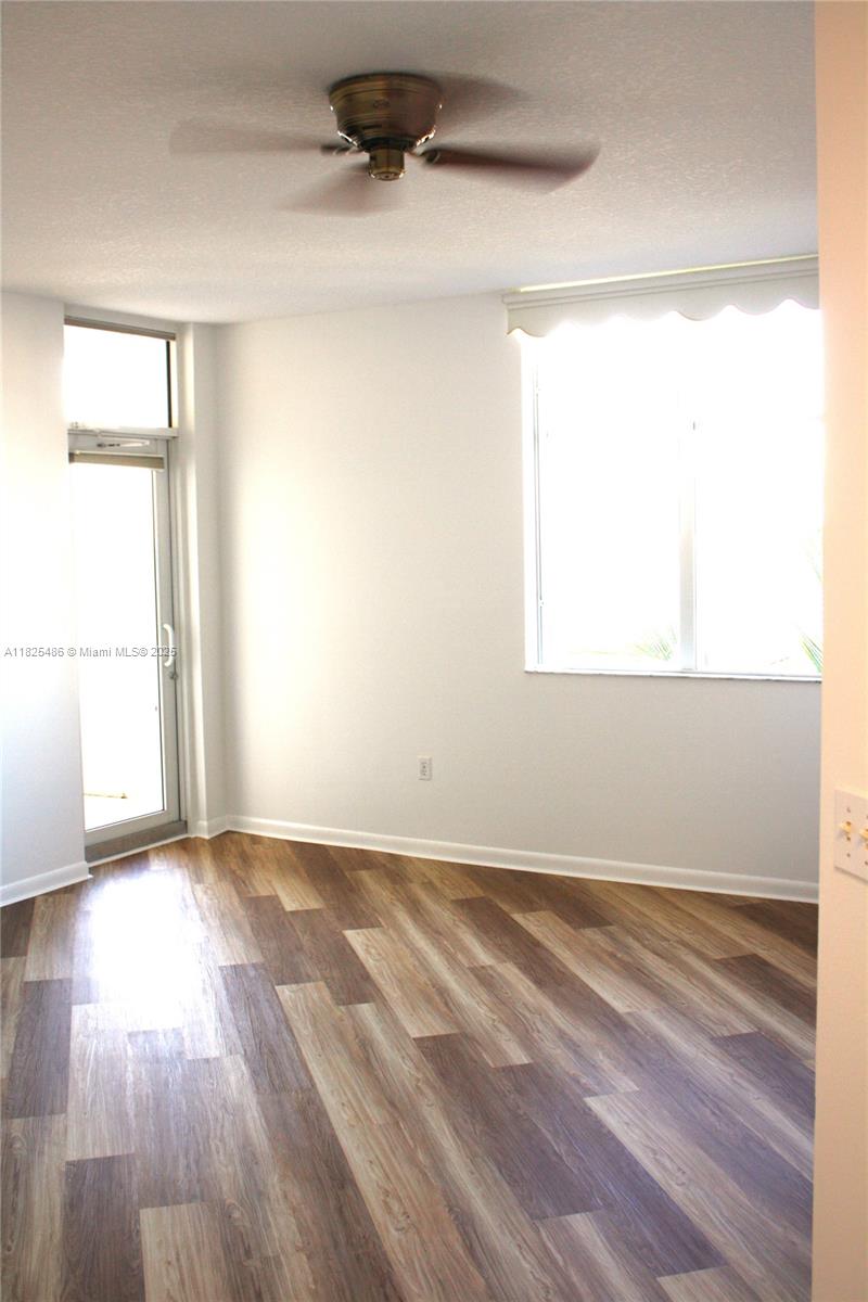1 Century Ln # 607