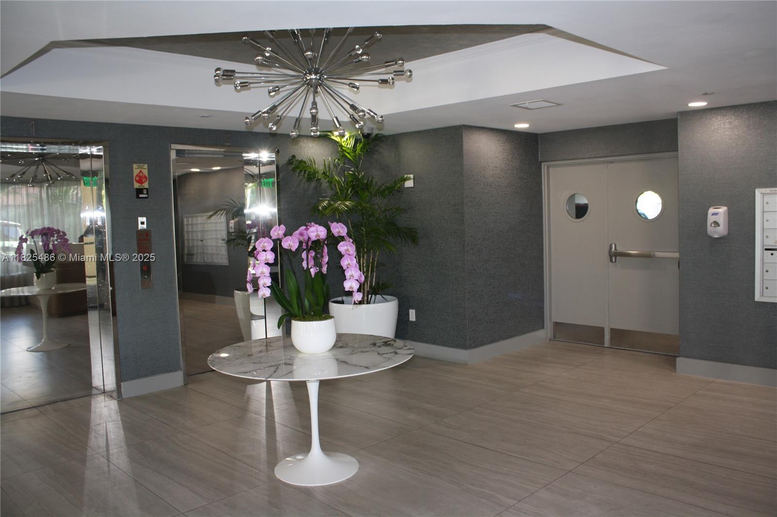1 Century Ln # 607
