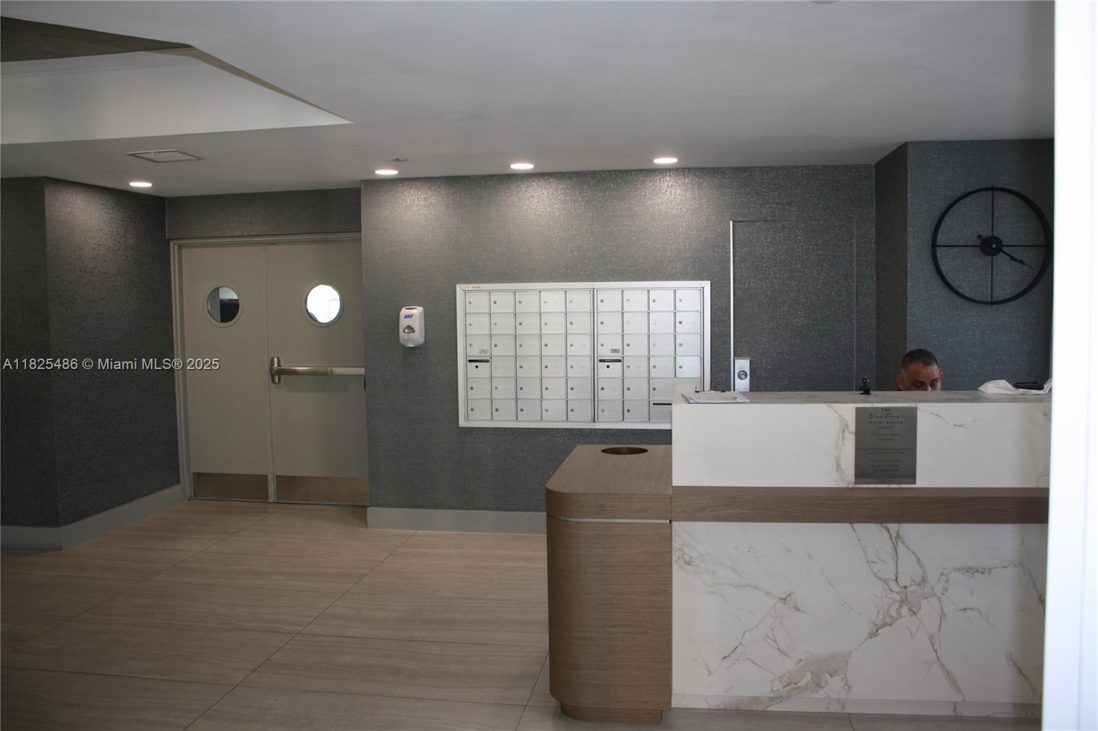 1 Century Ln # 607