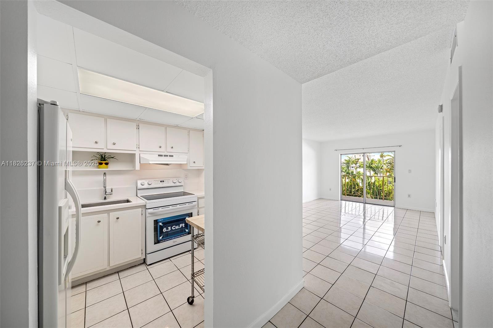1540 Meridian Avenue # 4G