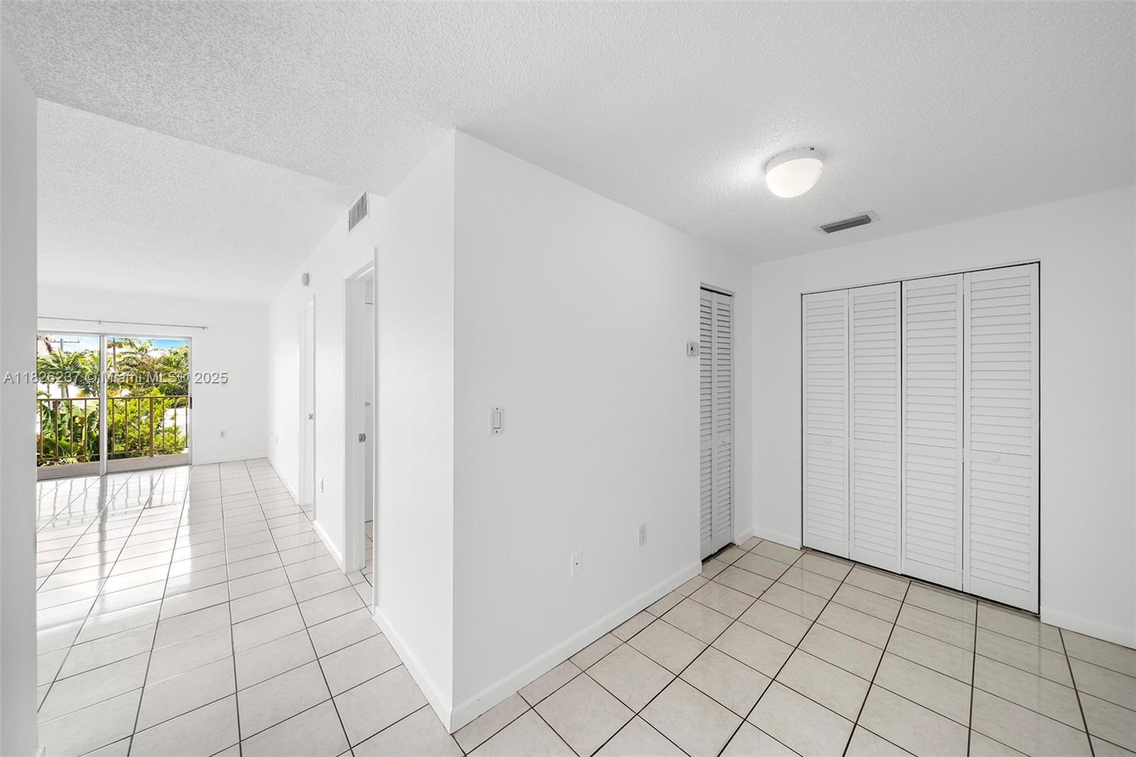 1540 Meridian Avenue # 4G