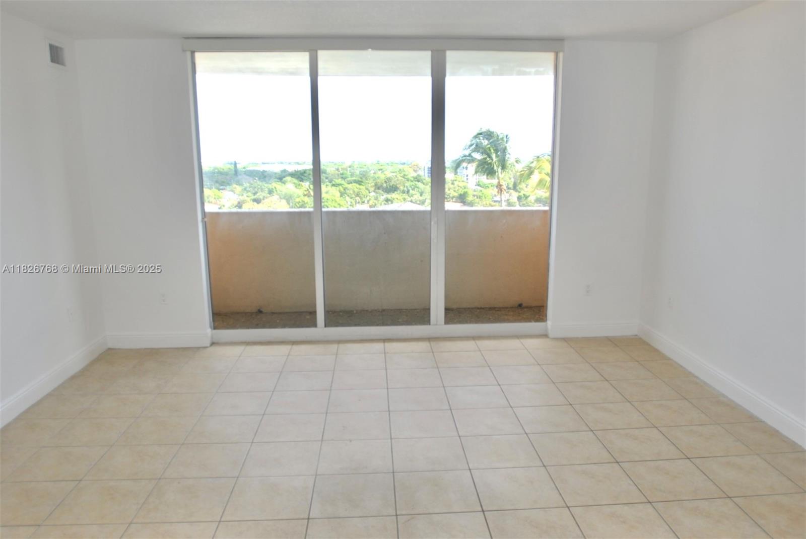 3232 SW 22nd Ter # 1008