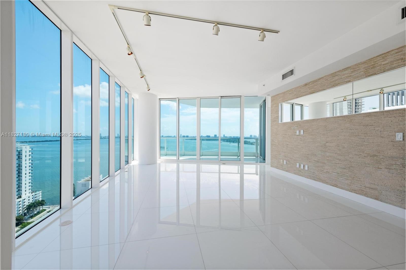 2020 N Bayshore Dr # 2601