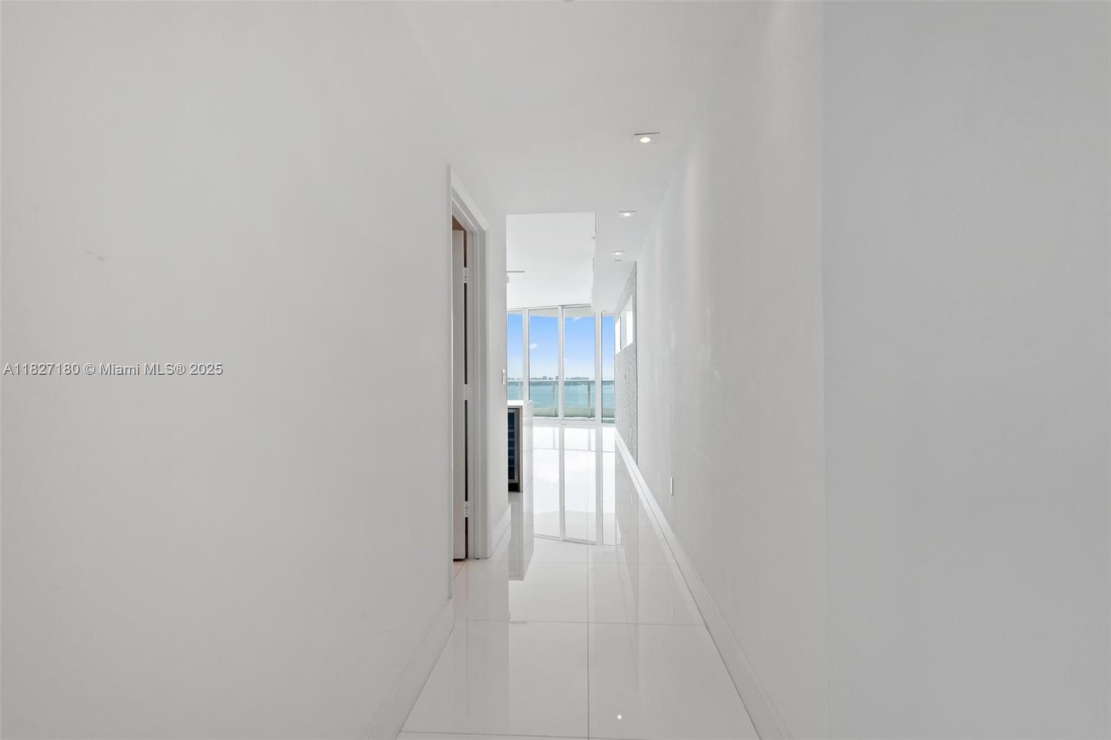 2020 N Bayshore Dr # 2601