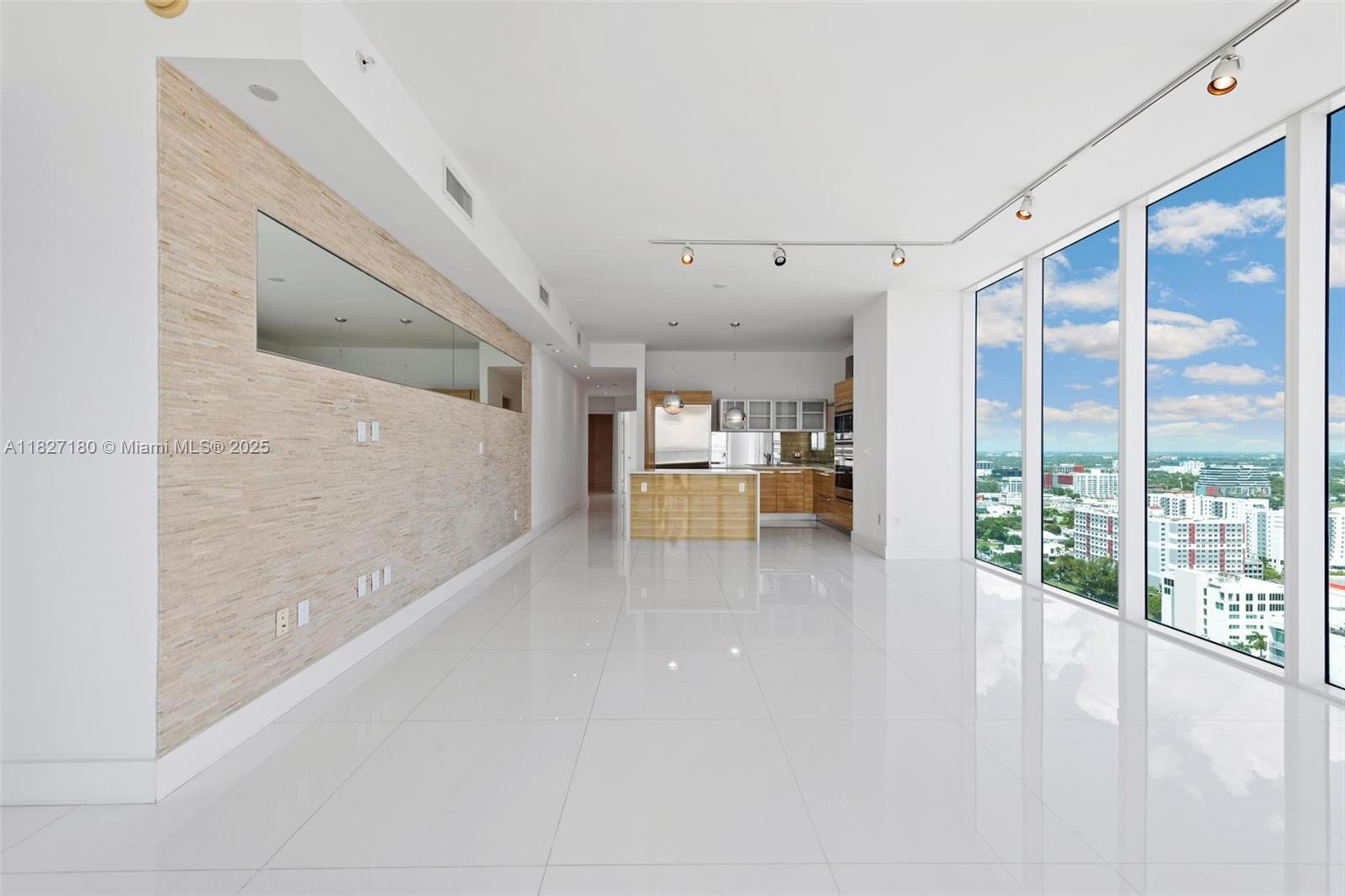2020 N Bayshore Dr # 2601
