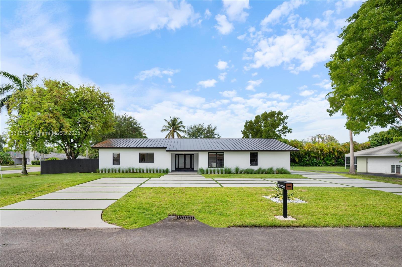 10704 SW 133rd Ter