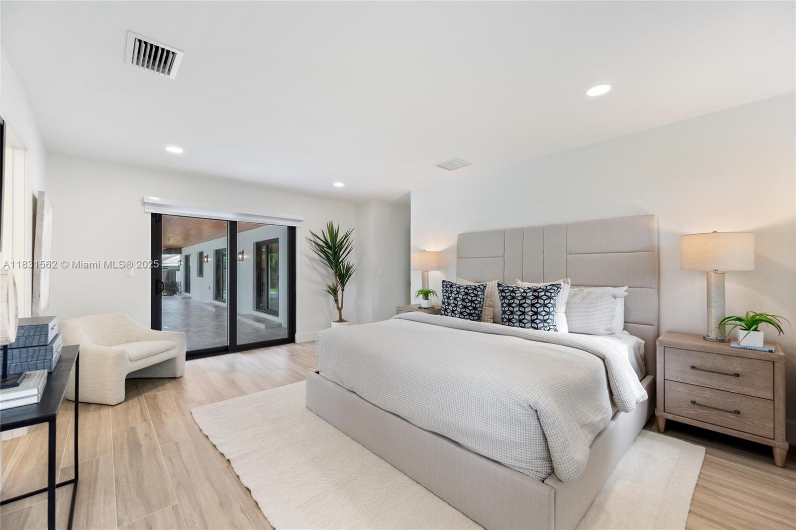 10704 SW 133rd Ter