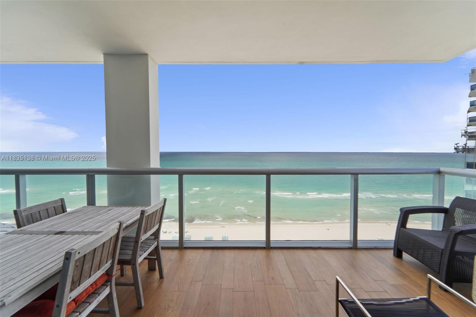 6799 Collins Ave # 1505