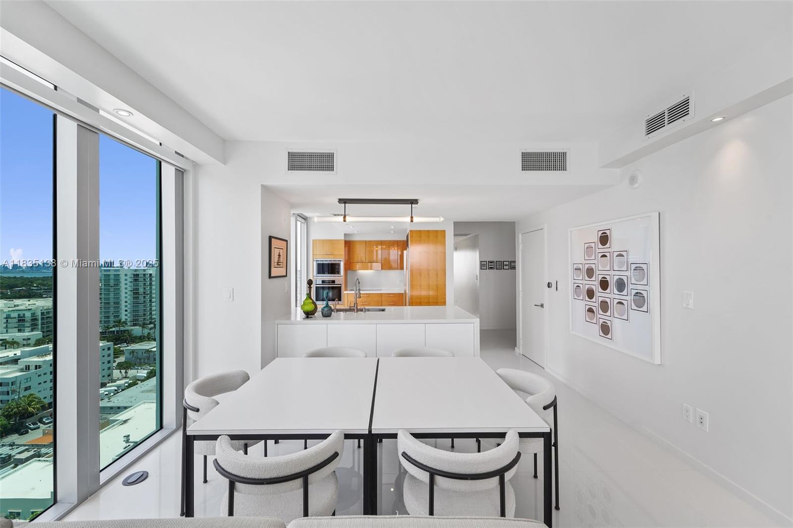 6799 Collins Ave # 1505