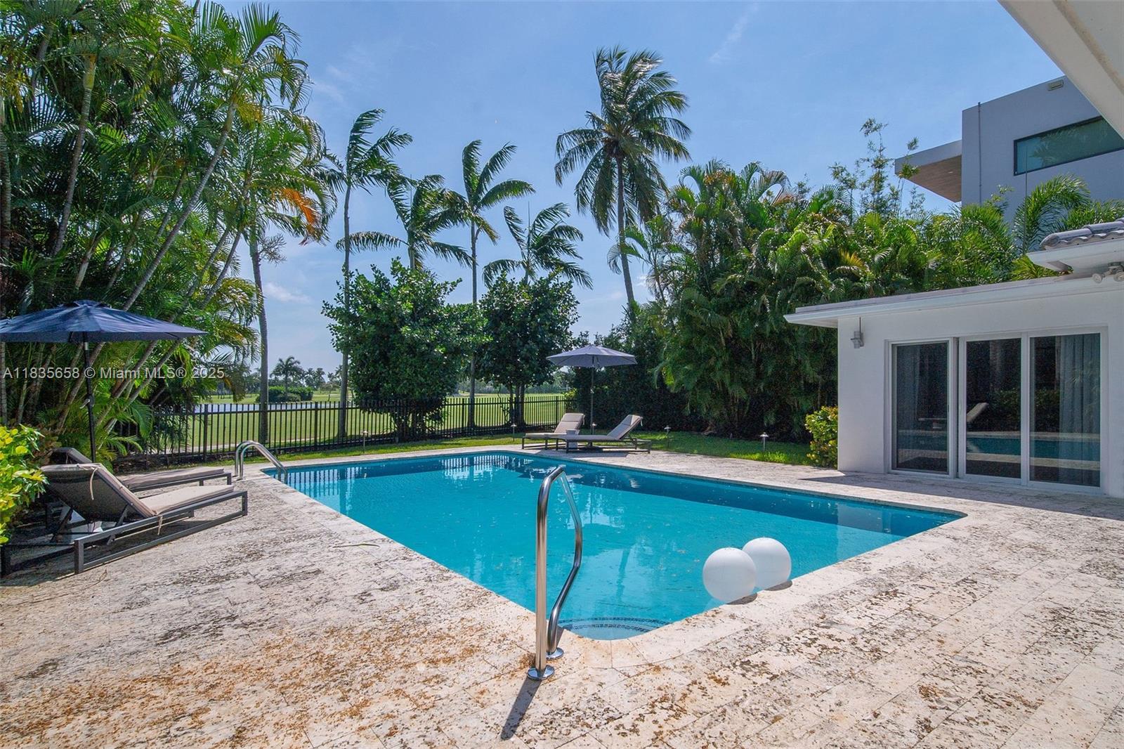 440 W 62nd St