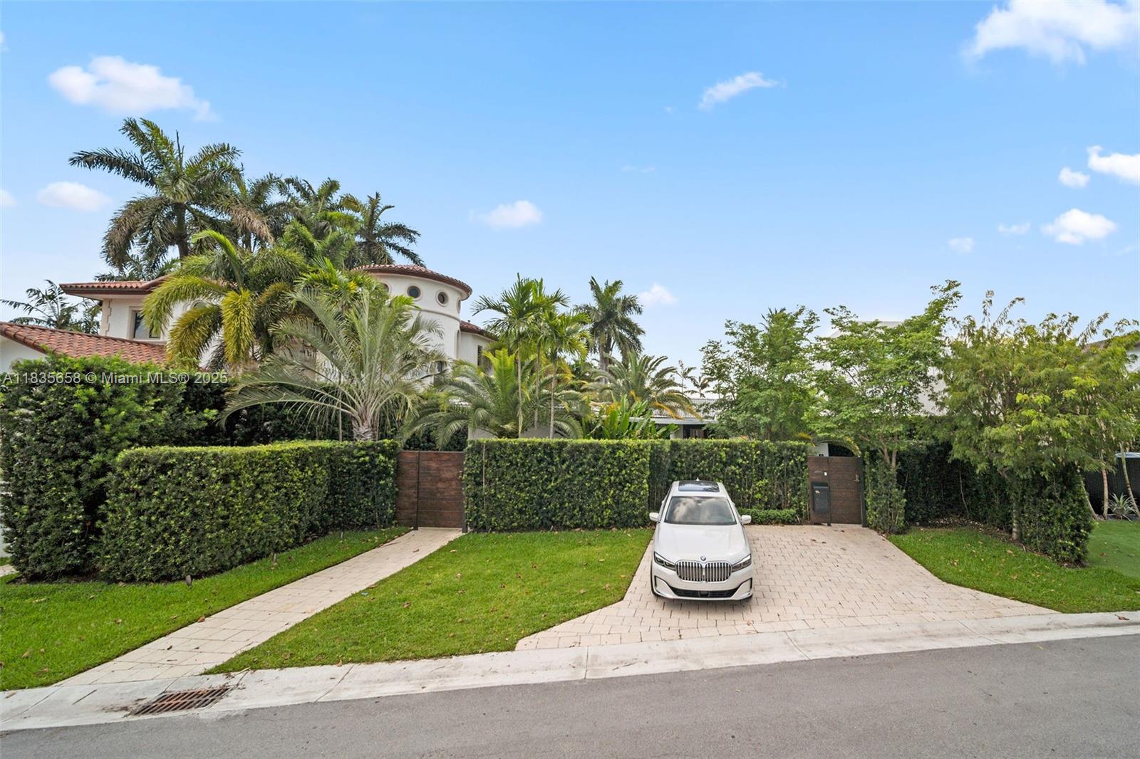 440 W 62nd St