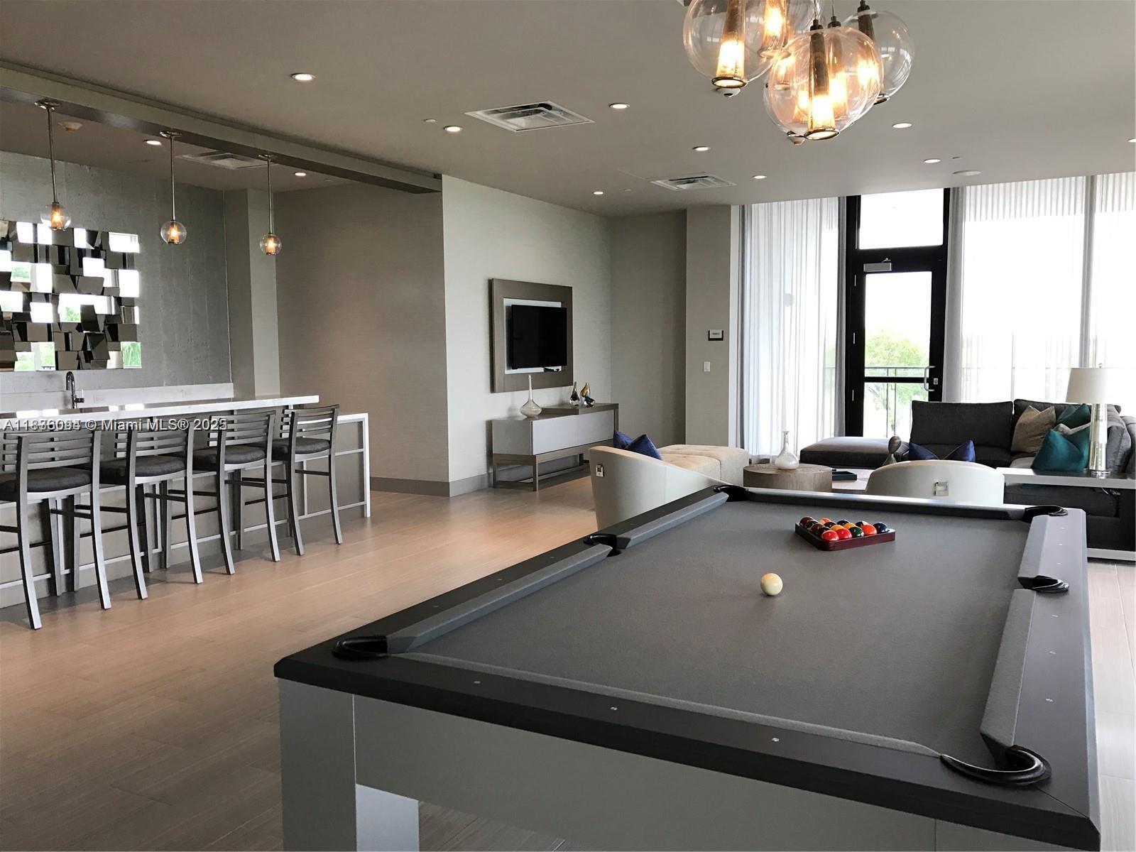 5300 Paseo Blvd # 1410