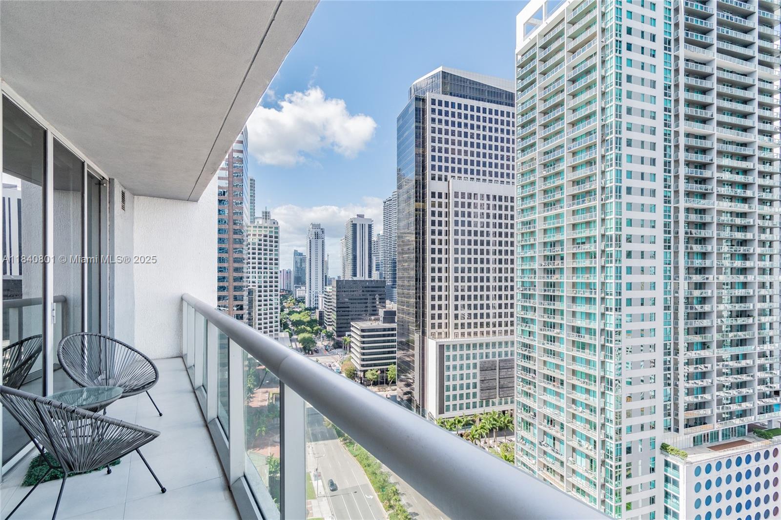 485 Brickell Ave # 2207