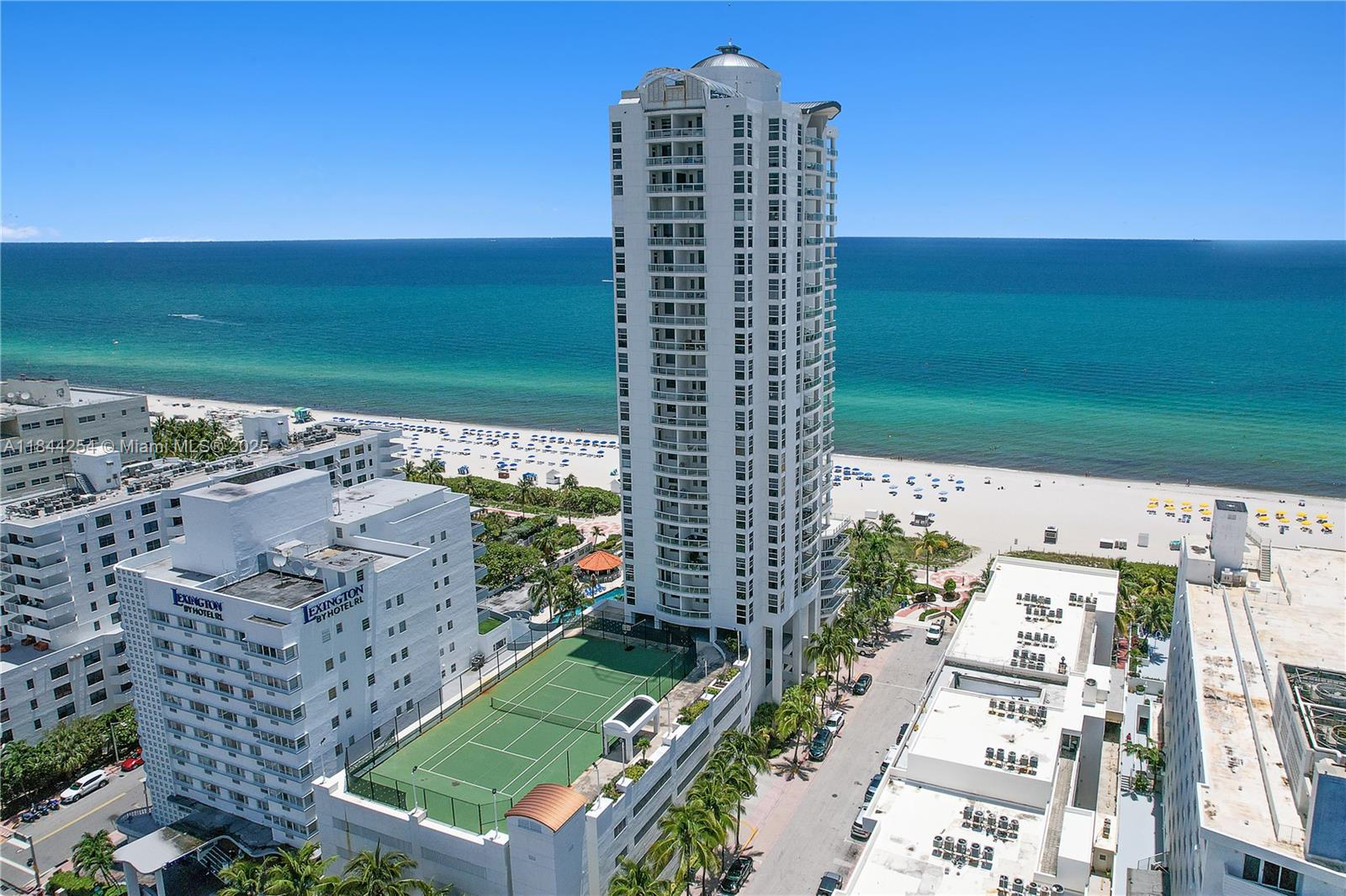 4201 Collins Ave # 401