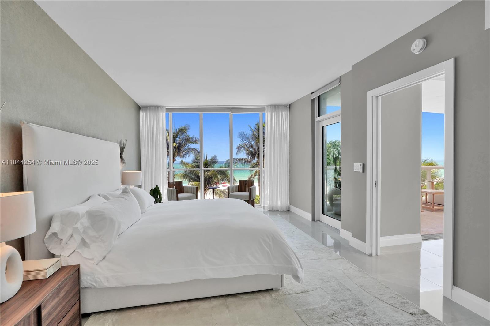 4201 Collins Ave # 401