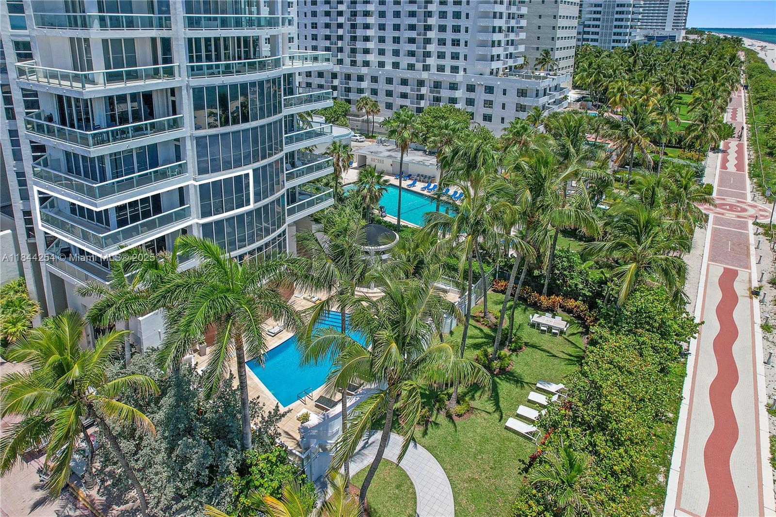 4201 Collins Ave # 401