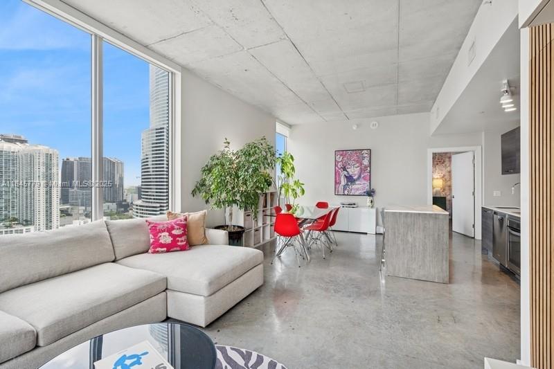 151 SE 1st St # 2601