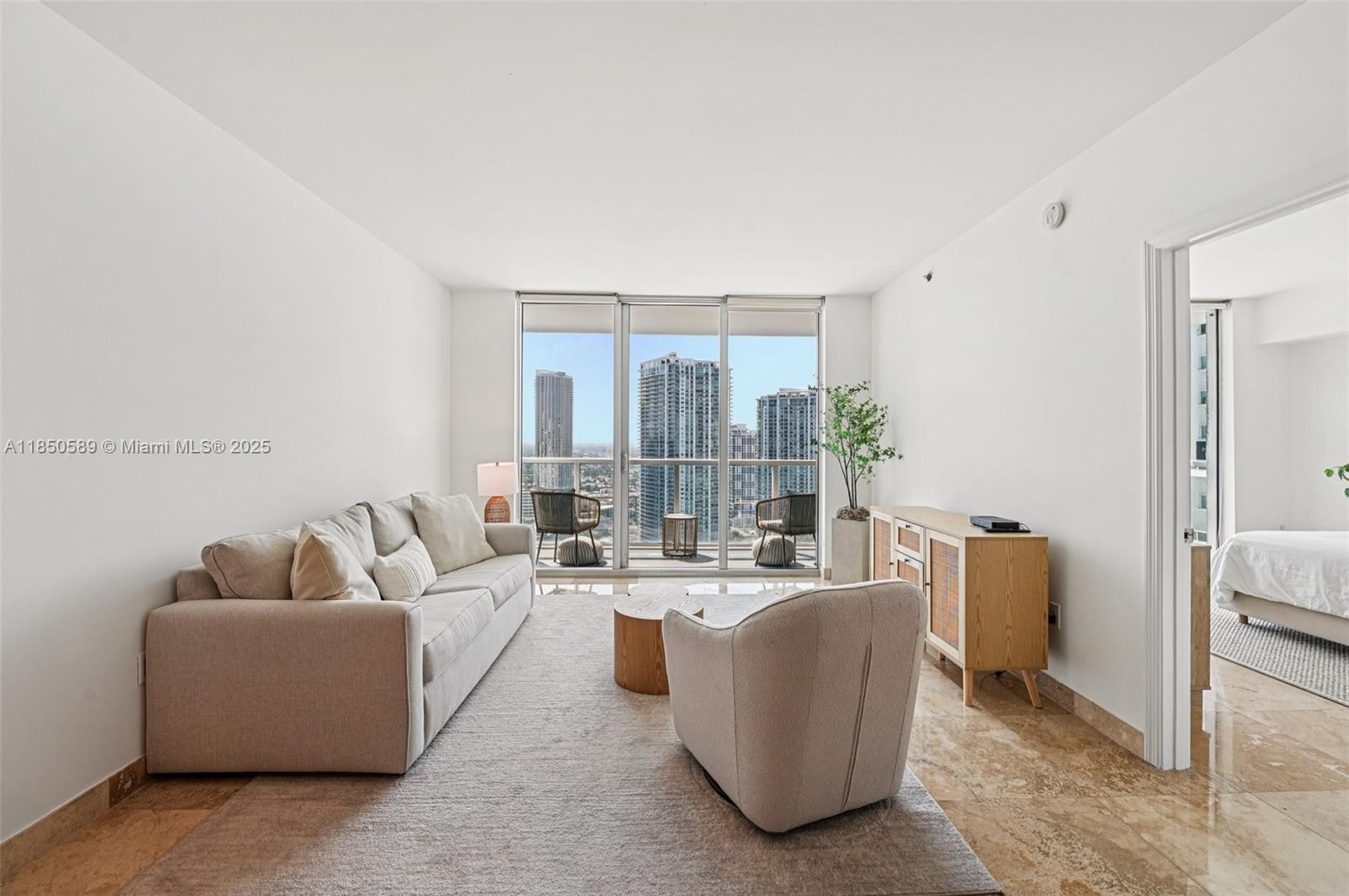 55 SE 6th St # 3600