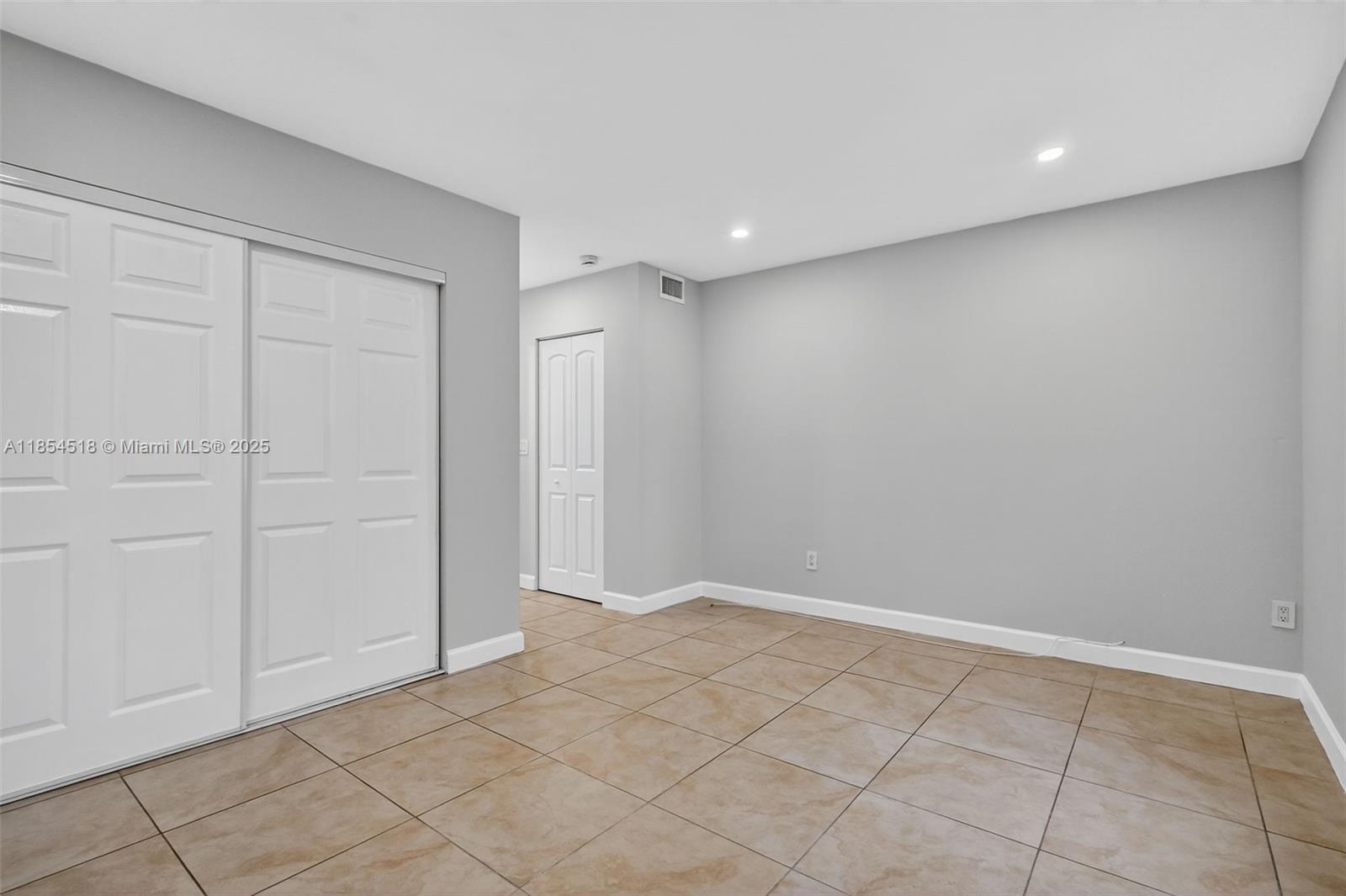 7705 Camino Real # B204