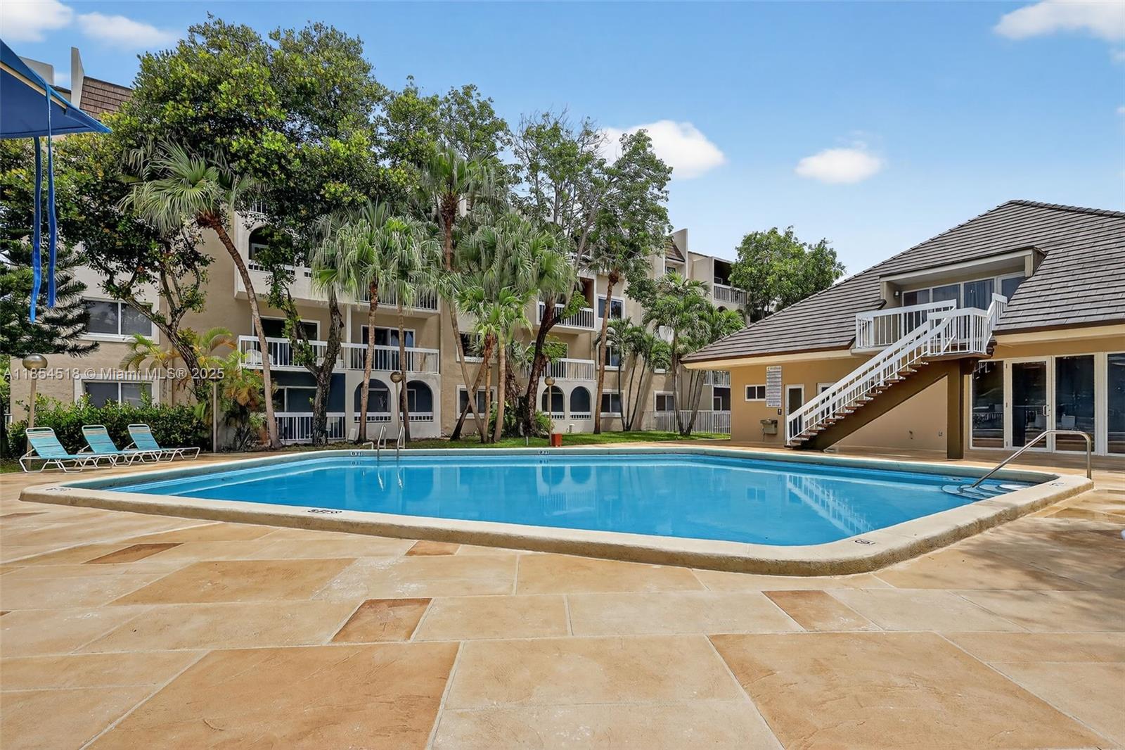 7705 Camino Real # B204