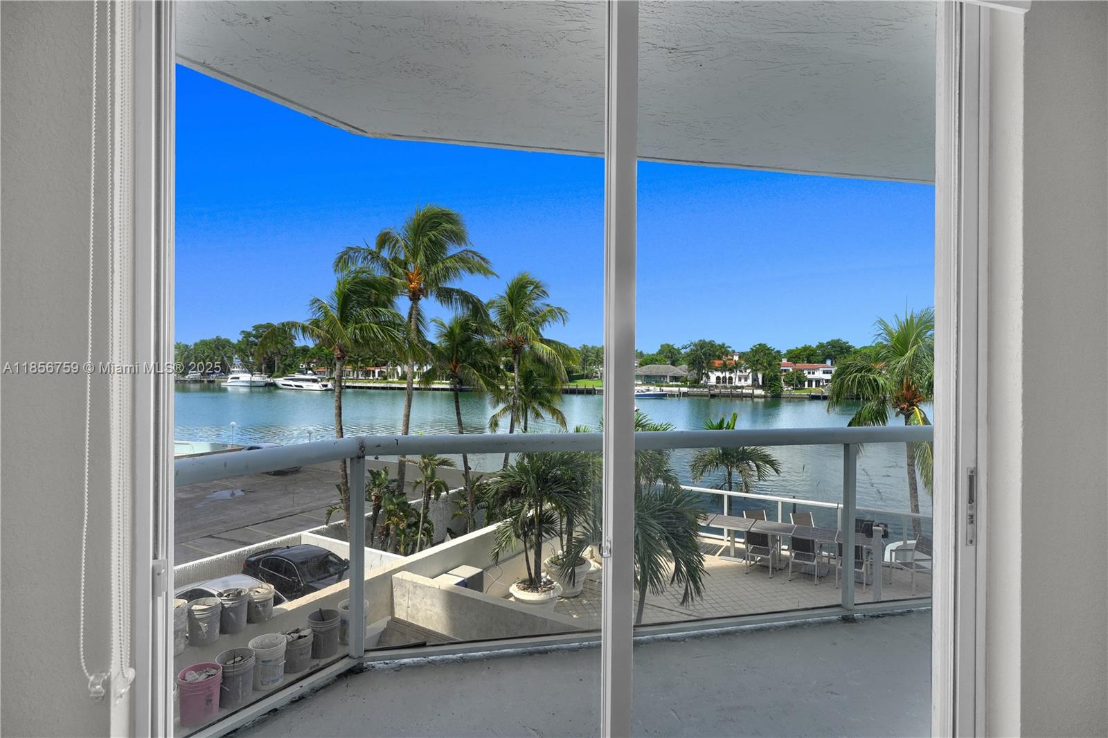 5880 Collins Ave # 403