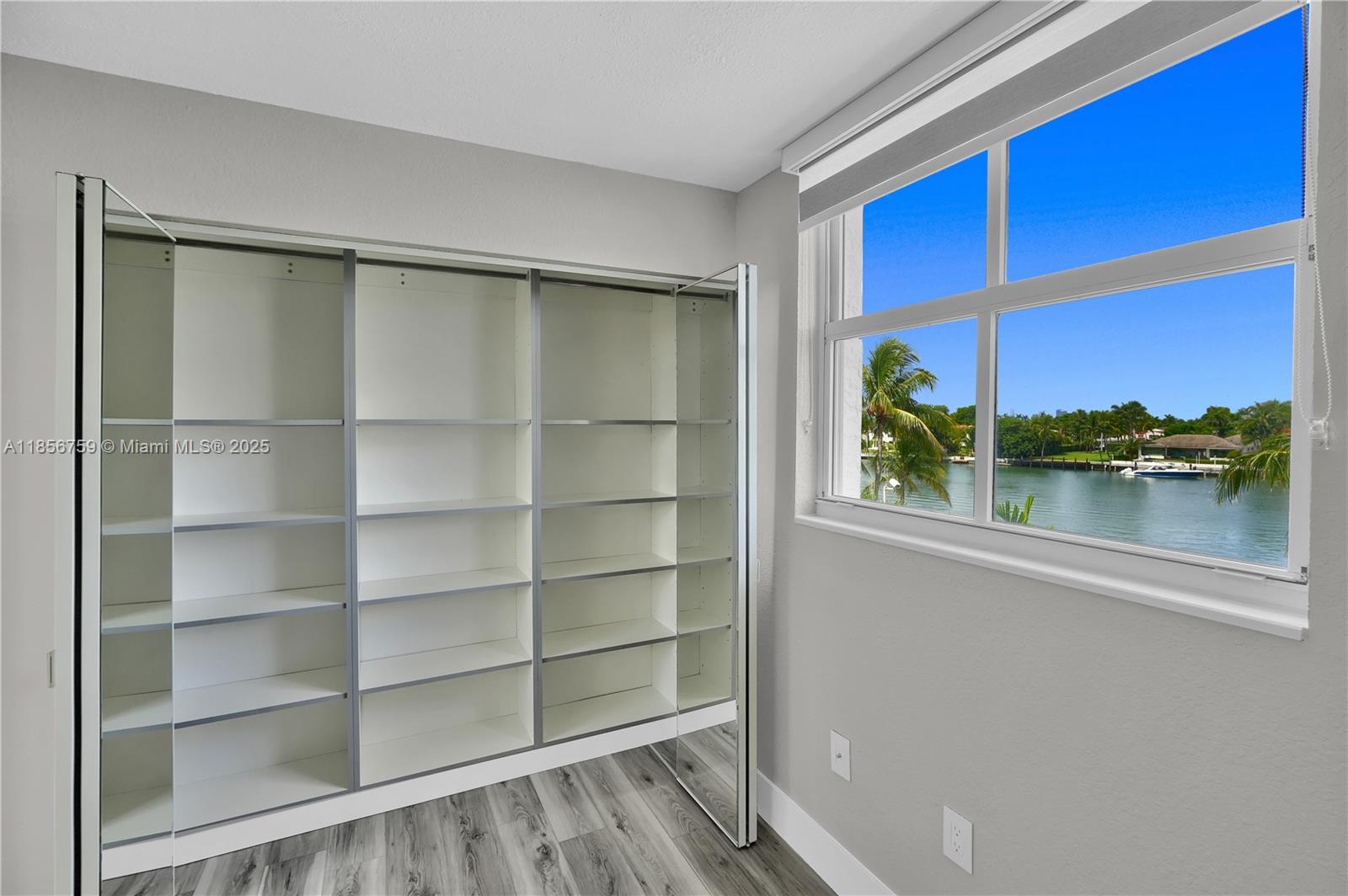 5880 Collins Ave # 403