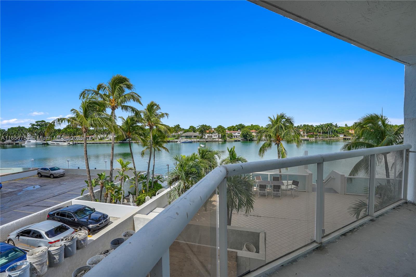 5880 Collins Ave # 403