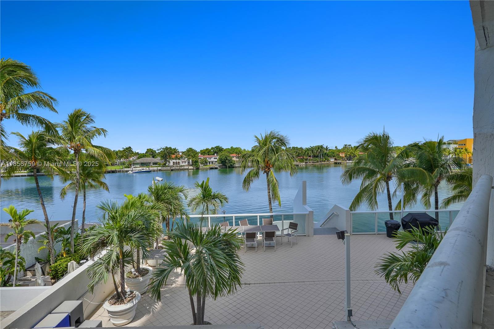 5880 Collins Ave # 403