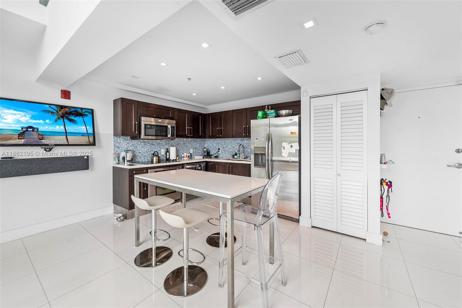 401 Jefferson Ave # 5