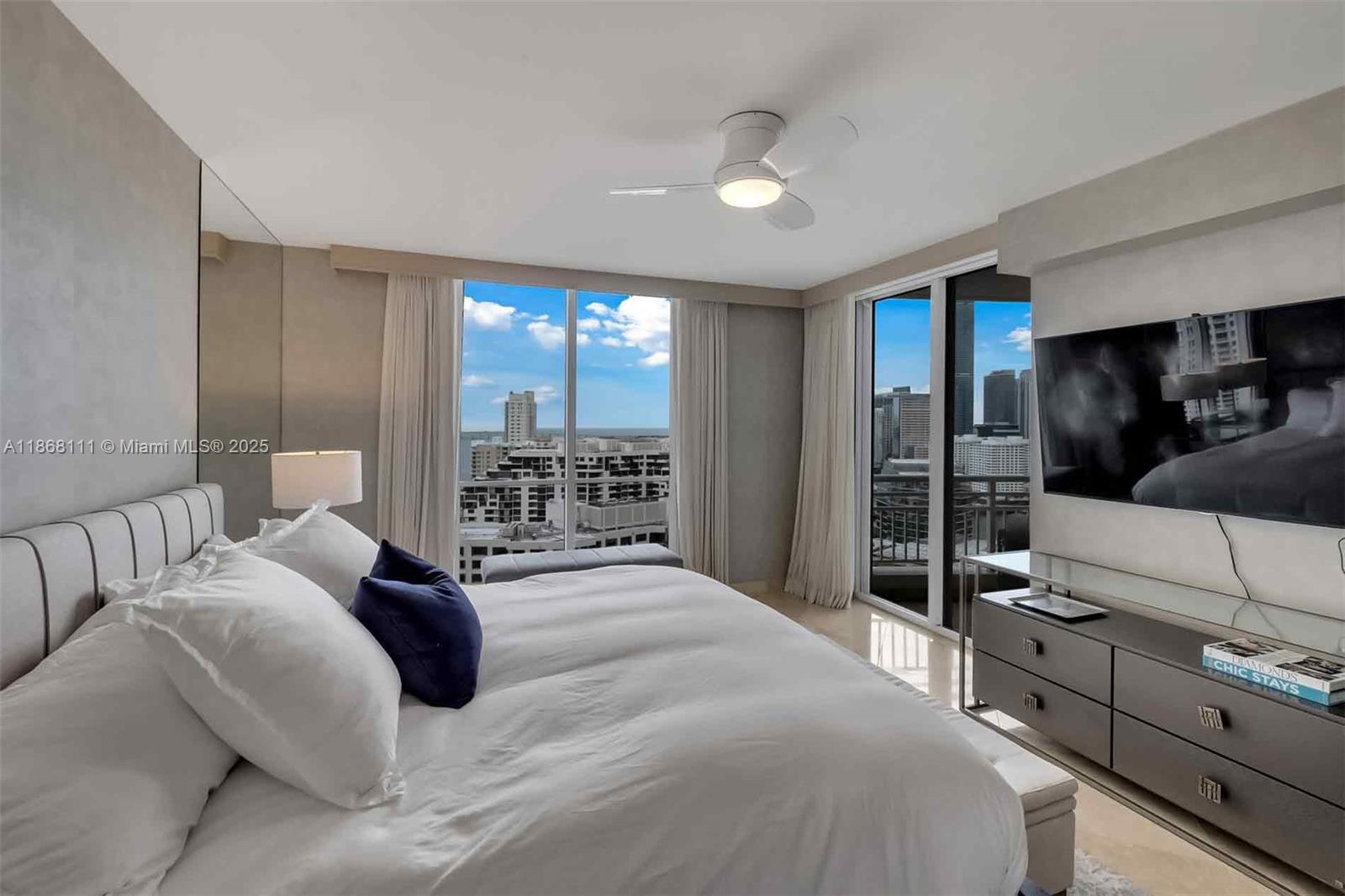 848 Brickell Key Dr # 2605