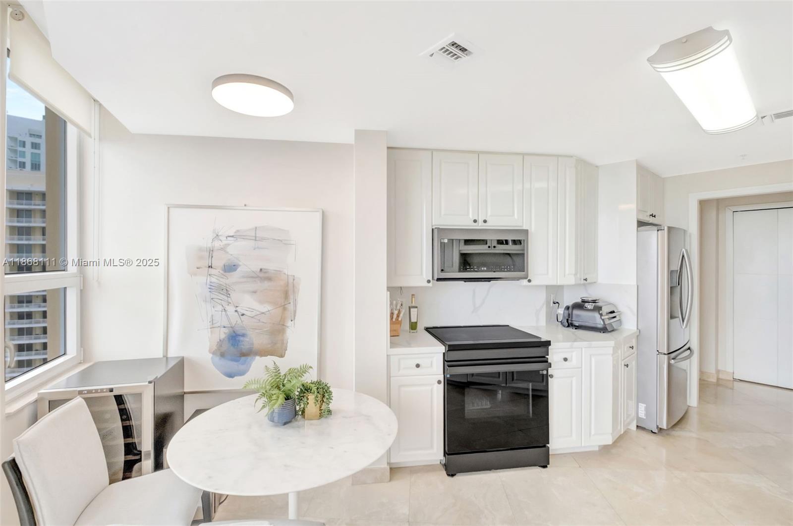 848 Brickell Key Dr # 2605