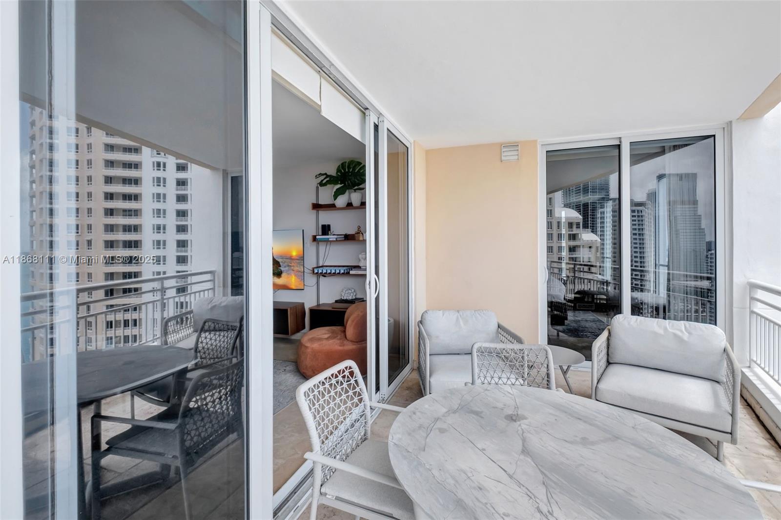 848 Brickell Key Dr # 2605
