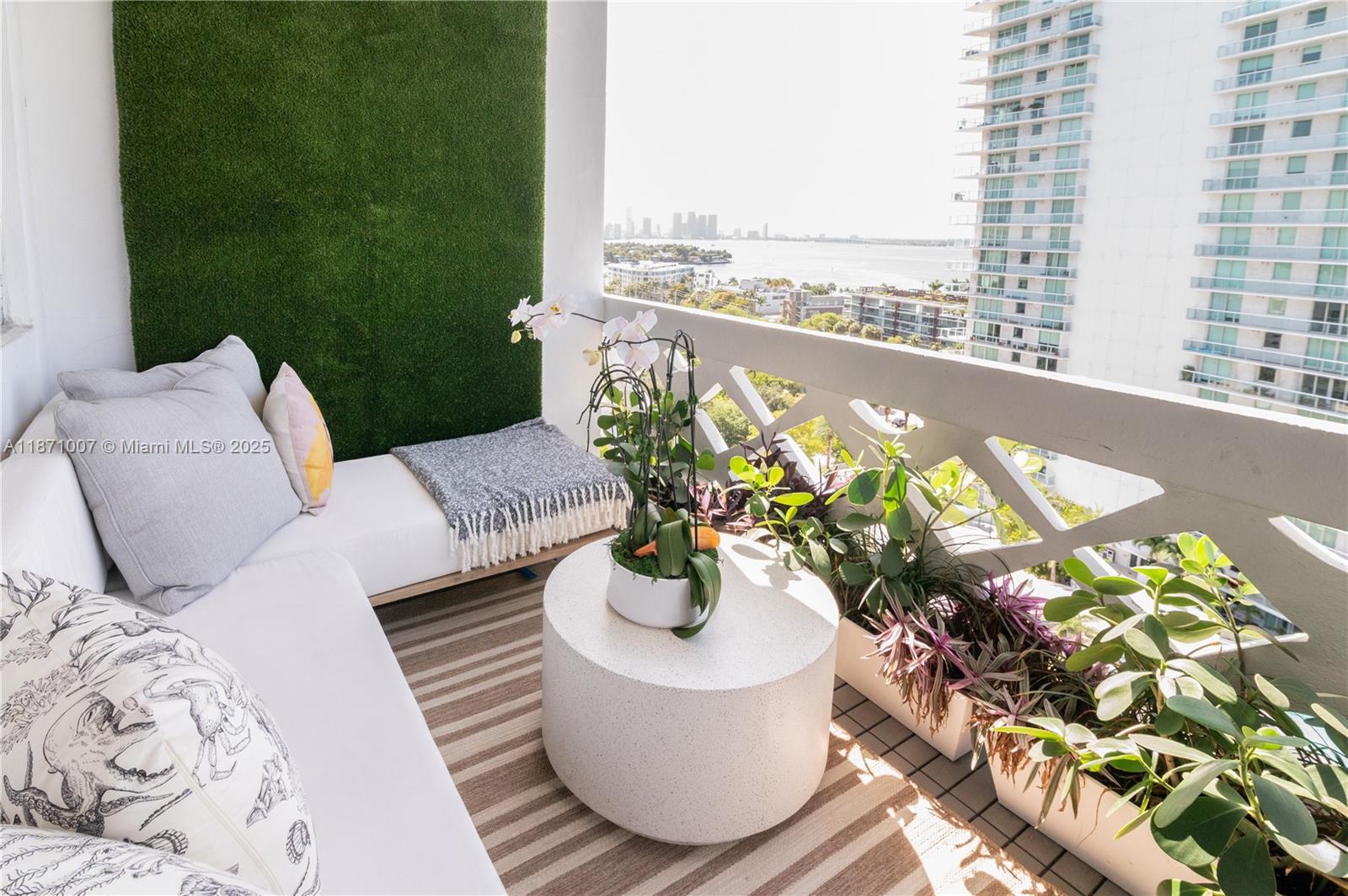 20 Island Ave # 1407