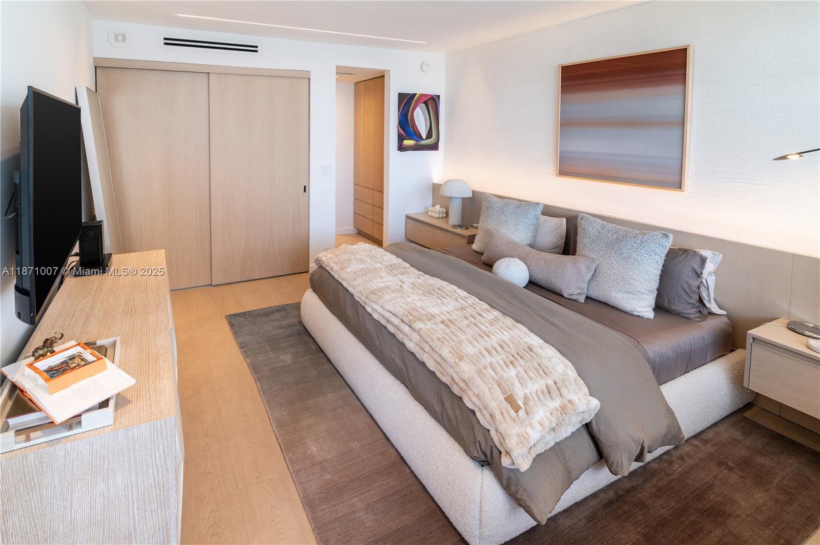 20 Island Ave # 1407