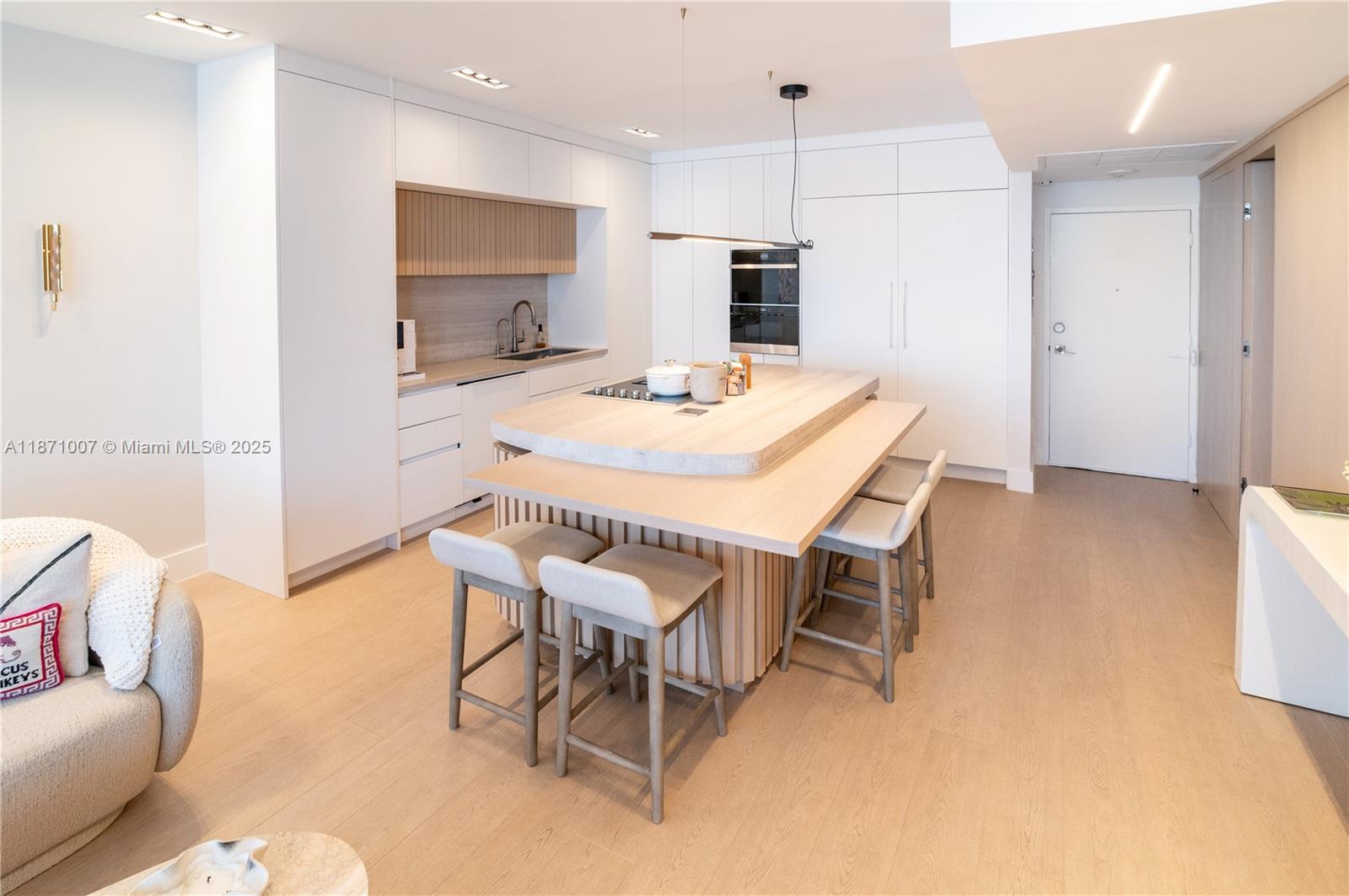 20 Island Ave # 1407