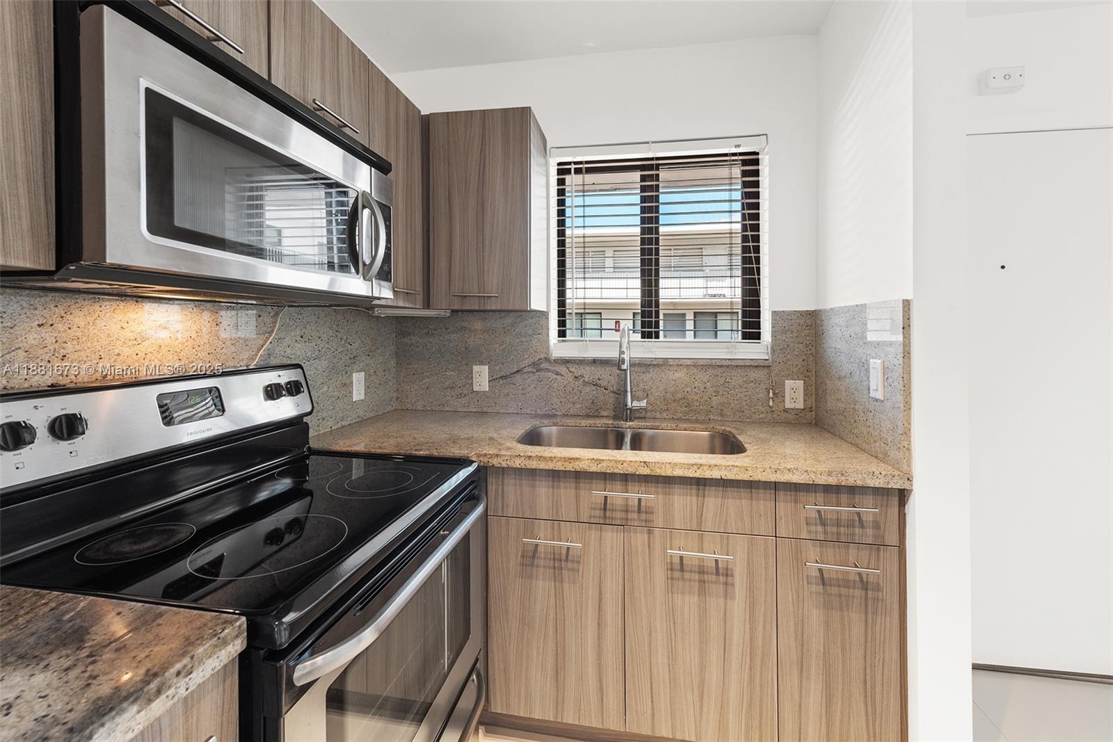 2924 Day Ave # N311