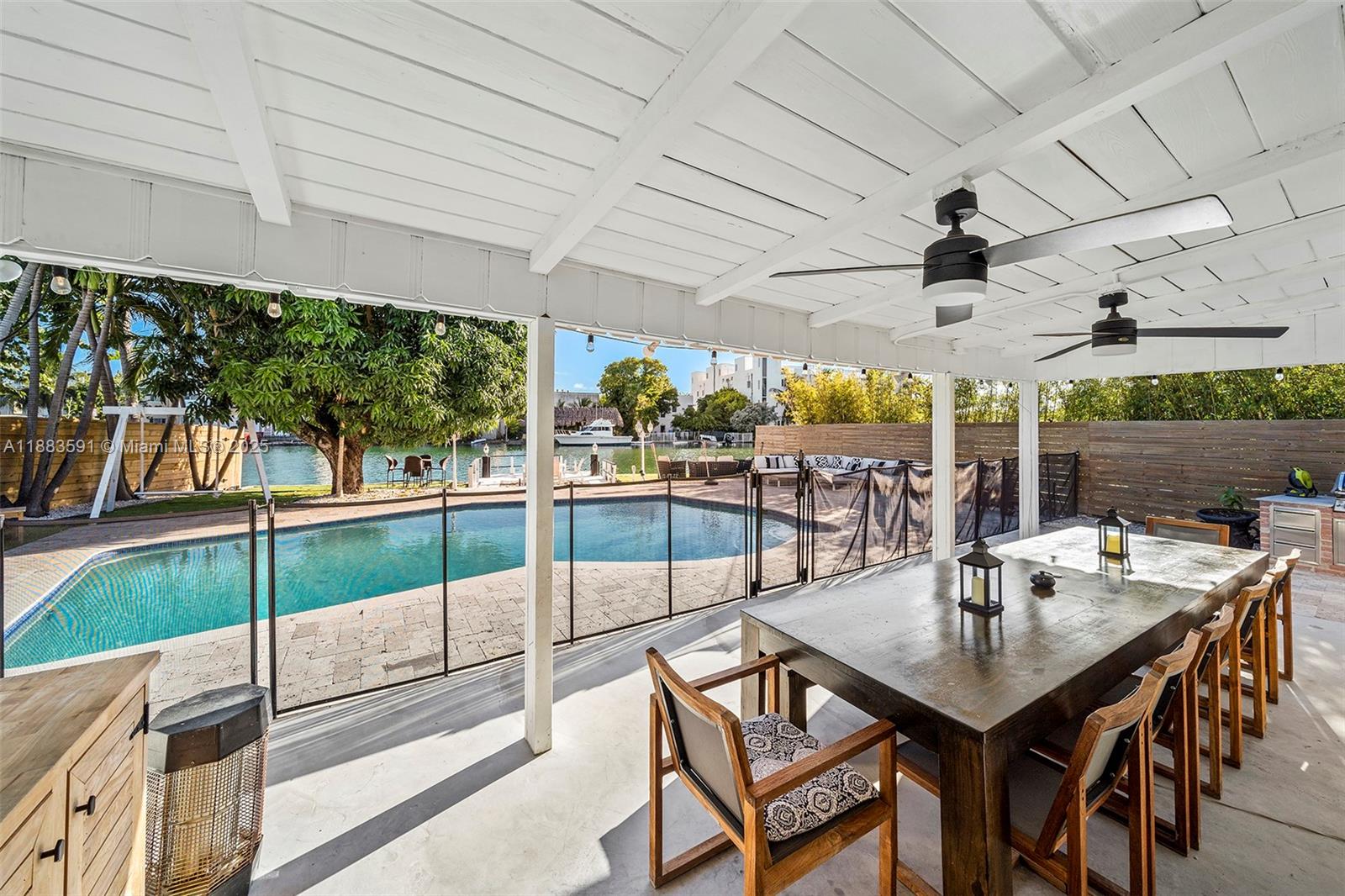 840 S Shore Dr