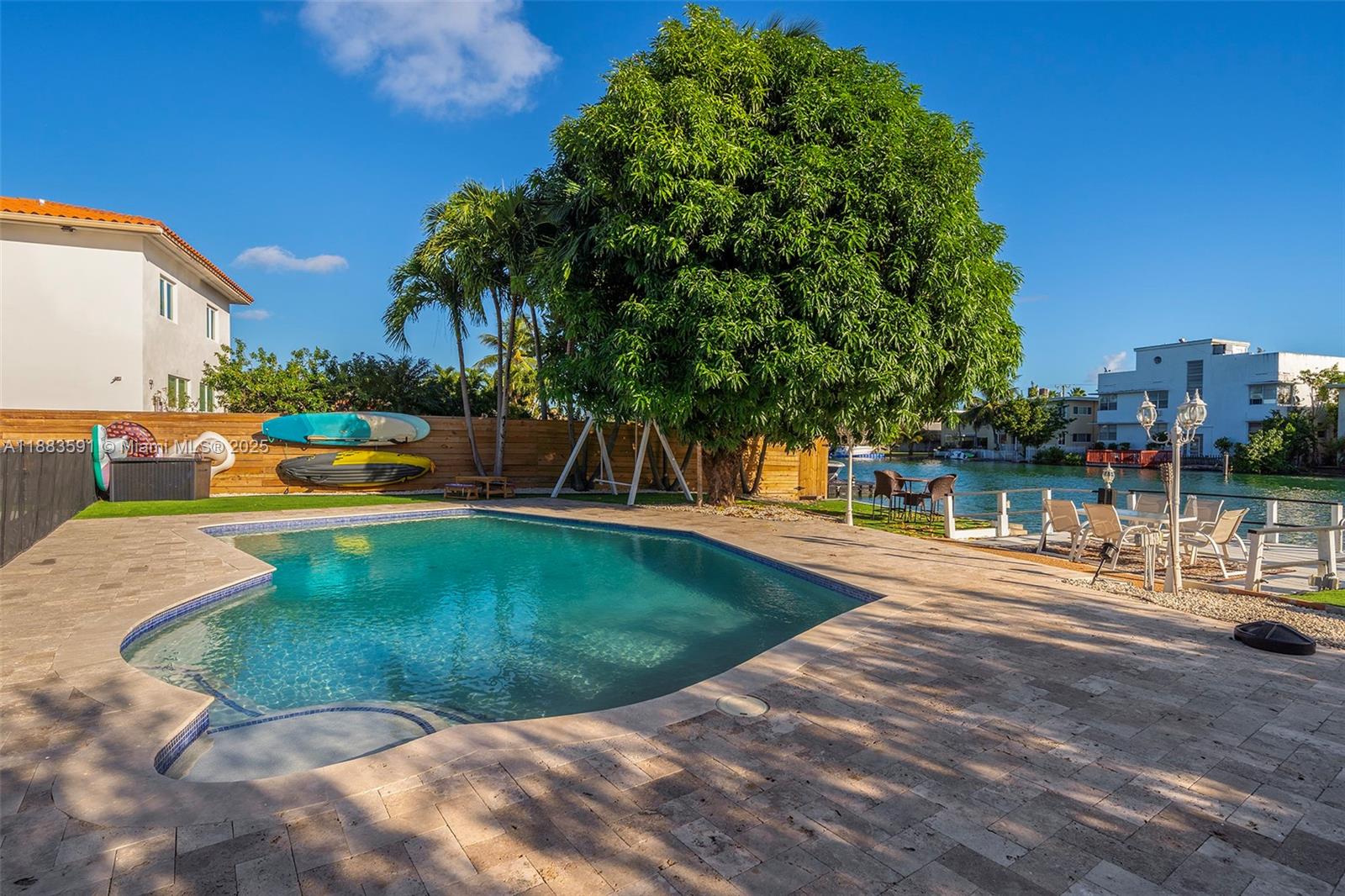 840 S Shore Dr