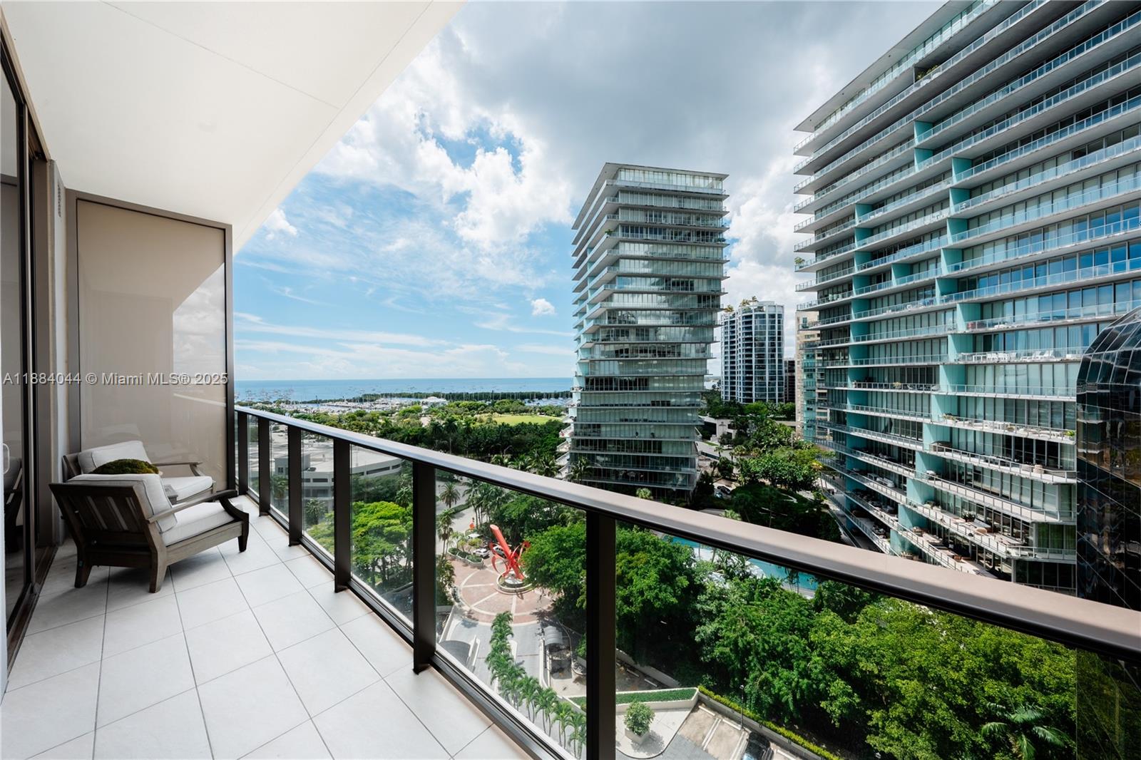 2655 S Bayshore Dr # 1007