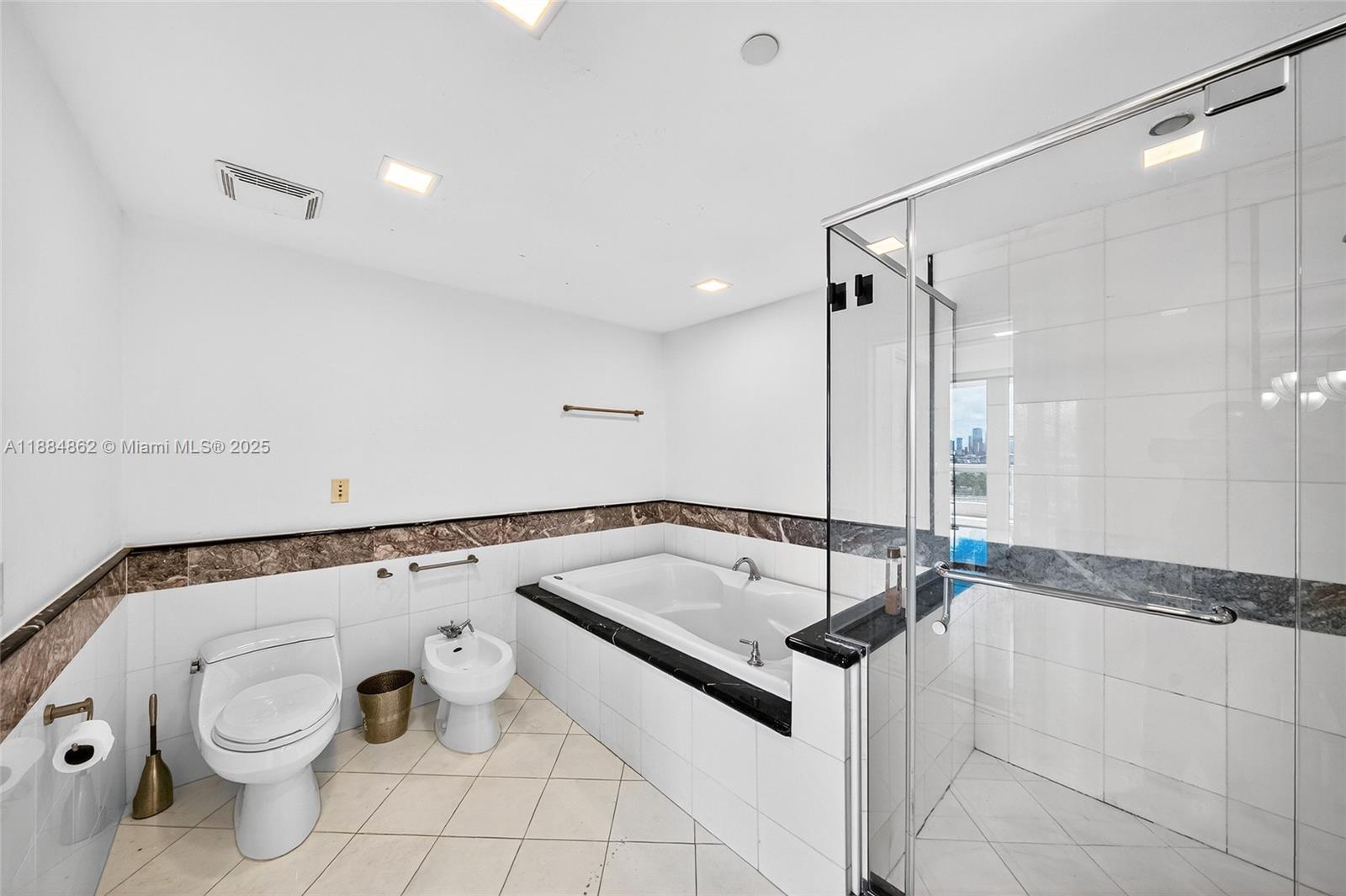 540 West Ave # 2111